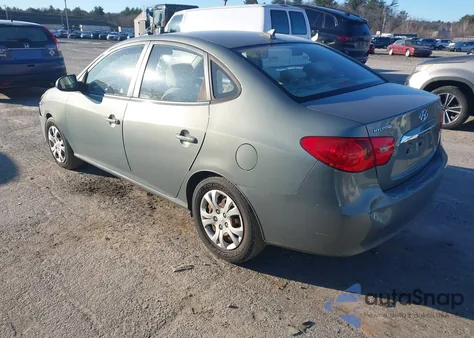 2010 Hyundai Elantra Gls z USA, uszkodzony, nr VIN KMHDU4AD9AU149012